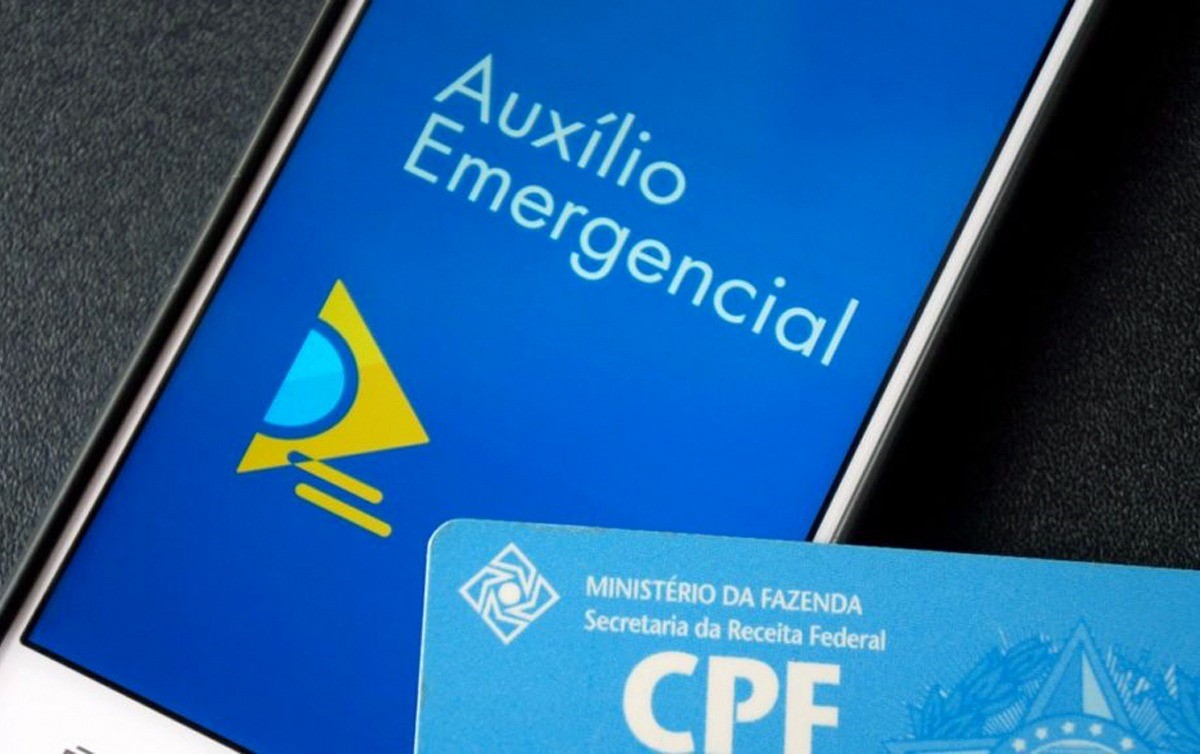 Centrais exigem auxílio de R$ 600 e criticam governo por querer encobrir denúncias